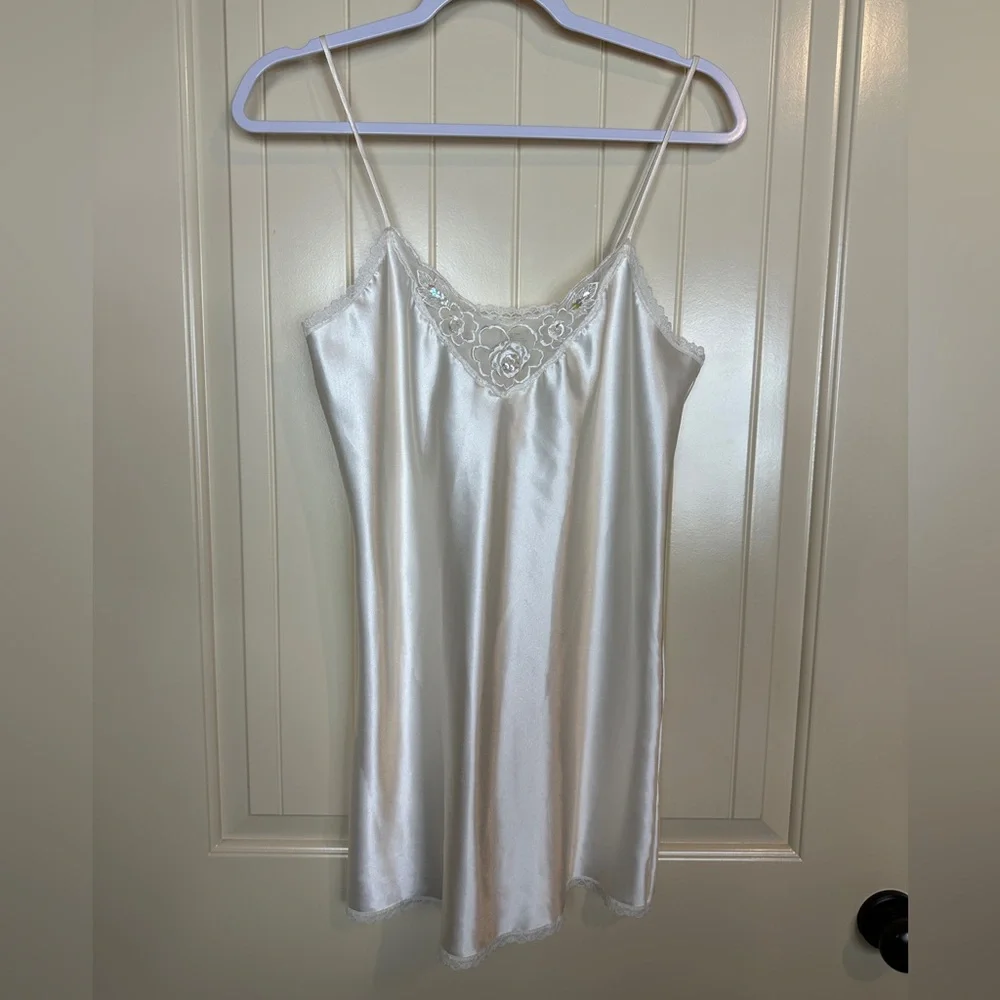 Vintage Lady Manhattan cream Lace‎ Trim Full Slip Size M USA Pin Up Sexy